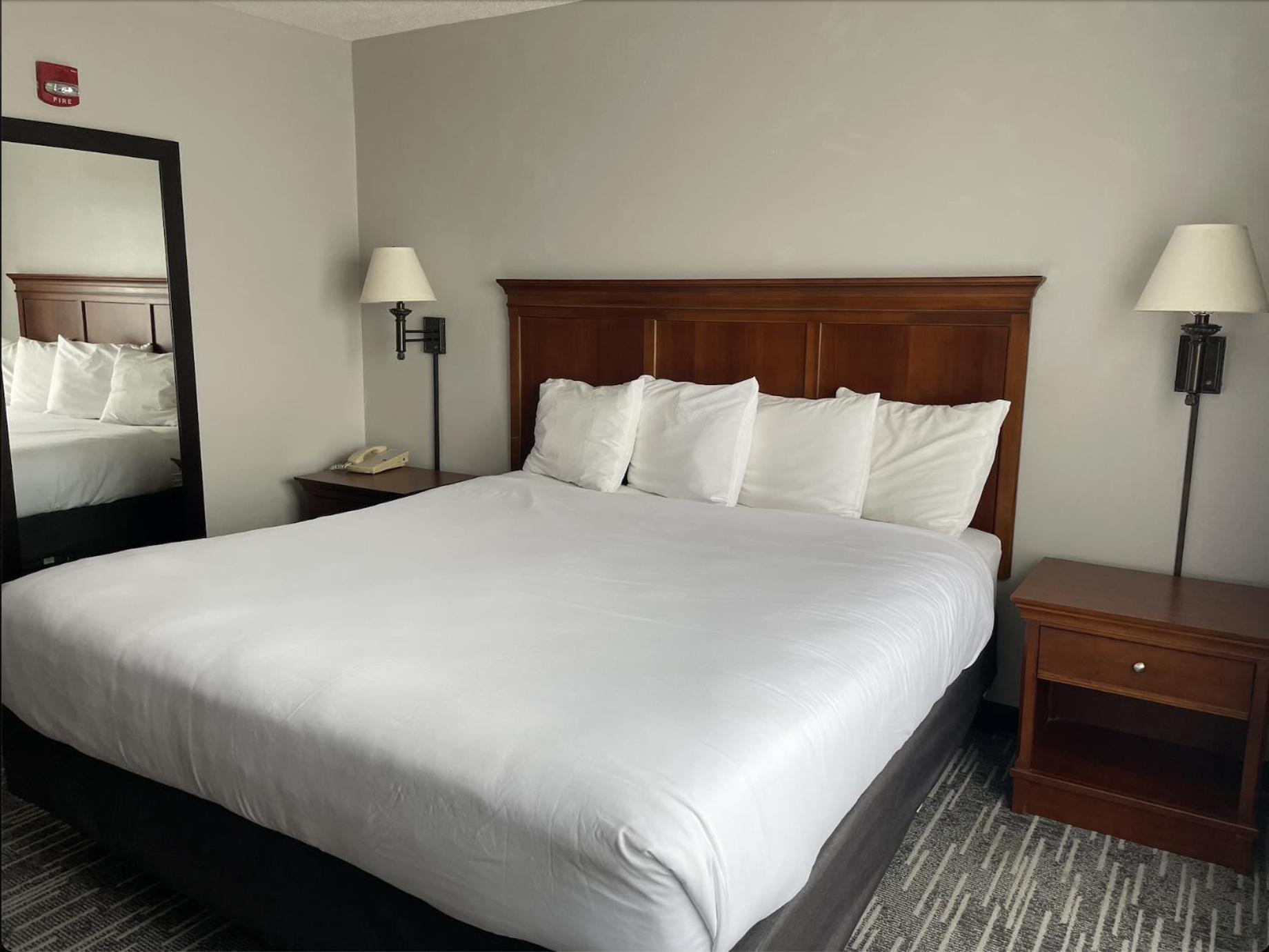 Harmony Inn & Suites Fort Dodge Exteriör bild
