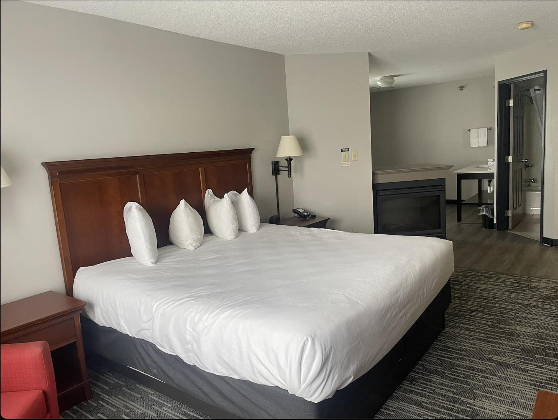 Harmony Inn & Suites Fort Dodge Exteriör bild