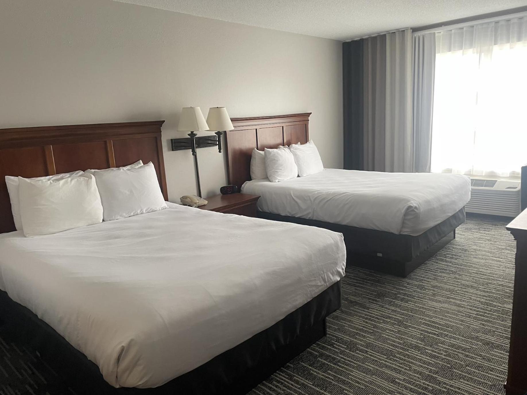 Harmony Inn & Suites Fort Dodge Exteriör bild