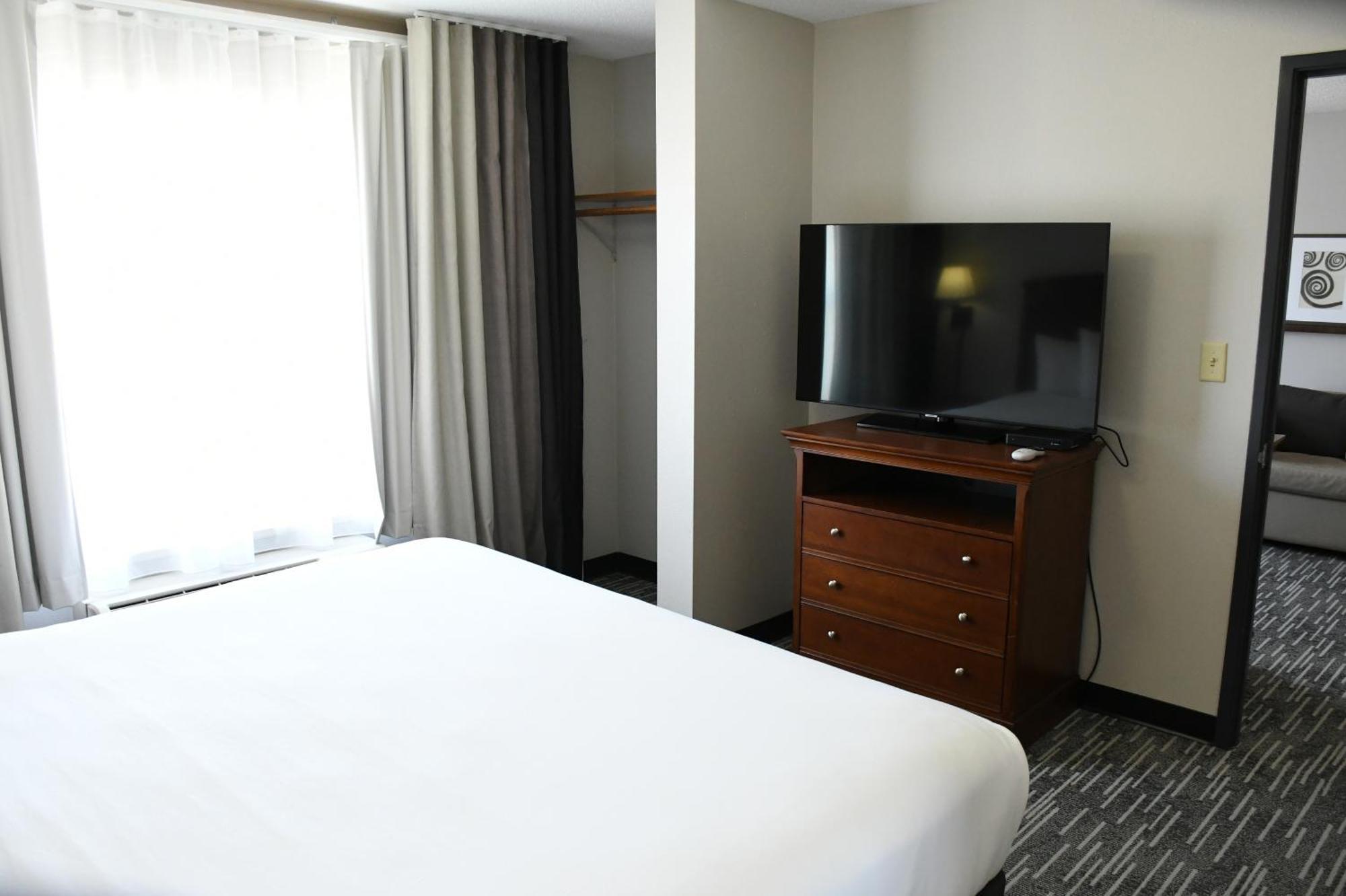 Harmony Inn & Suites Fort Dodge Exteriör bild